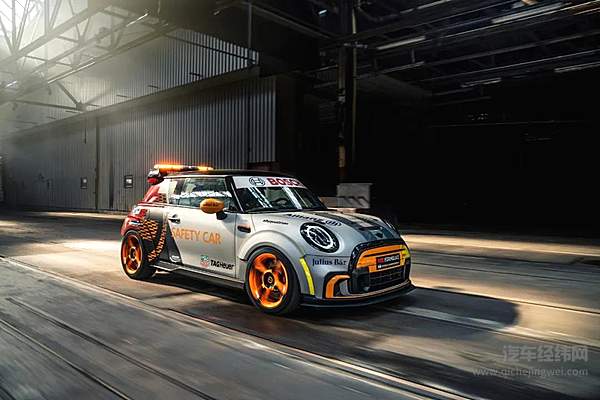 MINI Electric Pacesetter 宝马发布2021赛季电动方程式安全车