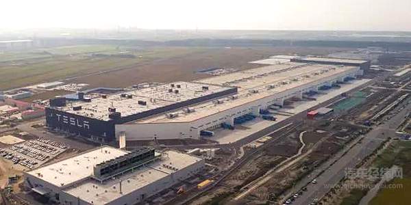 特斯拉国产Model 3下线 周产3000辆或引行业“地震”