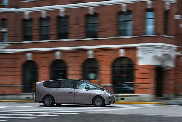 理想汽车8月交付37679辆 同比环比双增长累计交付突破180万辆