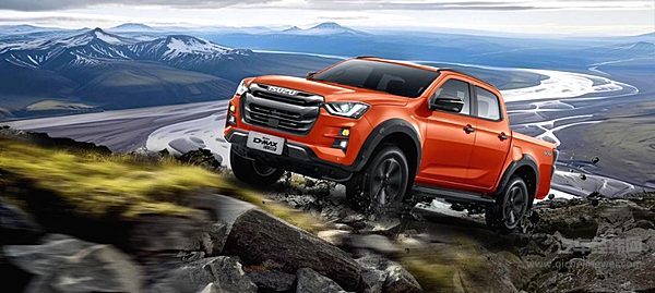 D-MAX V-CROSS全新上市 引领高端皮卡新标杆
