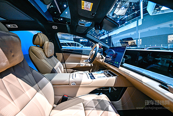 比亚迪大汉成都车展首发亮相 能否重新定义豪华行政？