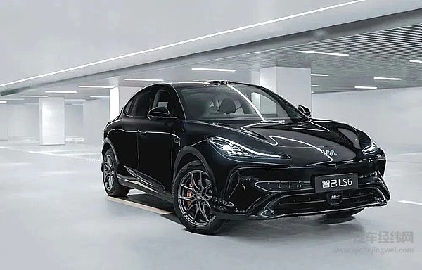 华为系对决上汽系 阿维塔07与智己LS6谁更强？