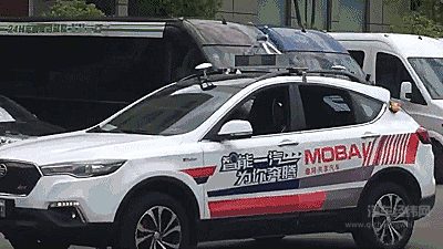 奔腾X80智能驾驶首秀，距无人驾驶时代仅一步之遥