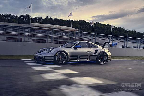 一只很暴力的小青蛙 纯粹的赛道机器保时捷911 GT3 Cup