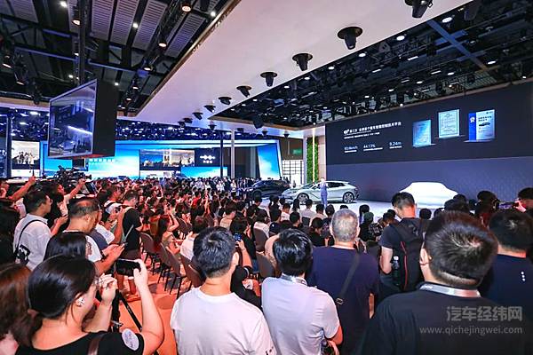 腾势Z9GT、Z9同台闪耀 全新腾势N7猎影版首发亮相！