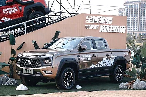 中国重汽入局 搏胜皮卡上市能否挑战长城炮？