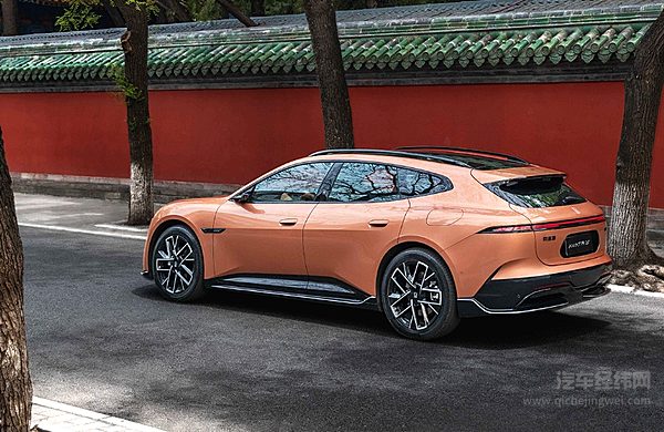 启境GT7上市 能否挑战阿维塔06T？