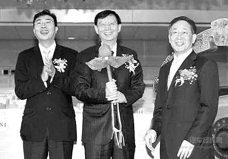 2010年11月，力帆在A股主板上市