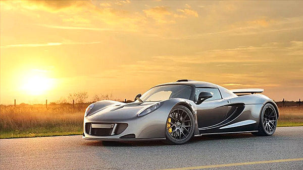 轩尼诗 Venom GT 