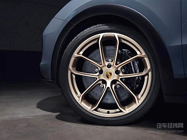赛道王者 全新 Cayenne Turbo GT 即日启动中国预售