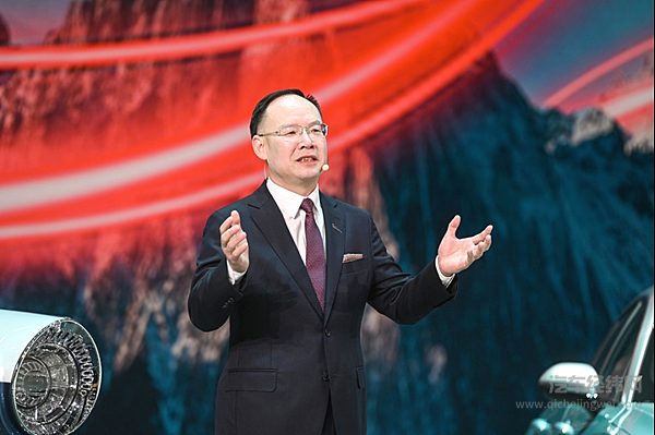 中国一汽董事、总经理邱现东致辞