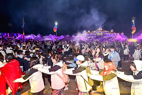 奇瑞与三代用户共度草原不眠夜
