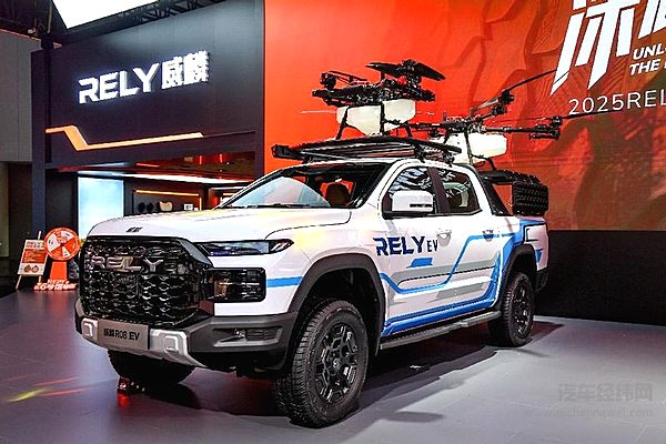 “全球智能实用纯电皮卡”的威麟R08EV