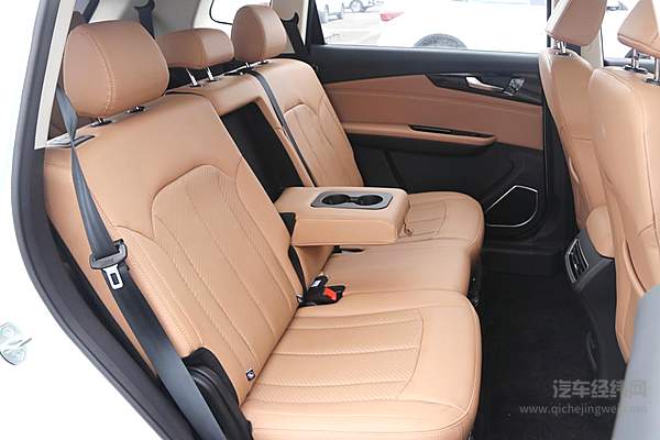 中国重汽·VGV U75PLUS重庆发车 零百加速仅需8秒