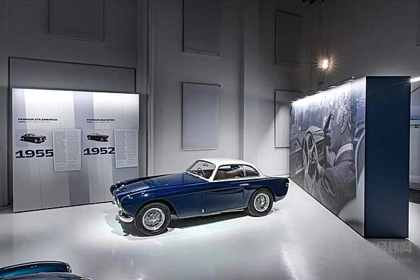 法拉利倾情策划百年纪念展 数台法拉利精品车型齐登场