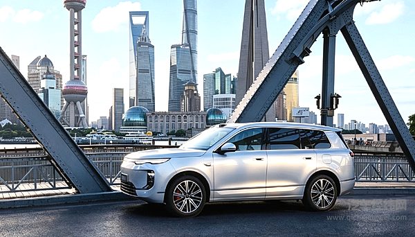 不到30万的中大型SUV 奥迪E7X与海狮08谁更有性价比？
