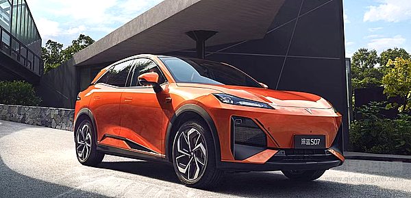 续航、智驾与操控的博弈 深蓝S07与小鹏G7谁更硬核？