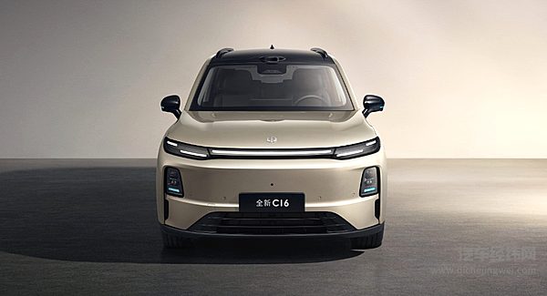 家用中大型SUV二选一 阿尔法T7与零跑C16谁更划算？