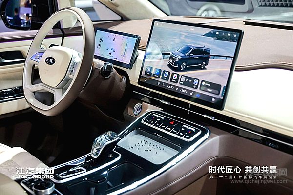 20万级中大型SUV二选一 极狐问道V9与江淮瑞风RF8谁更有性价比？