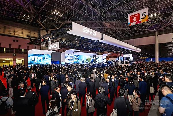 ​比亚迪国产百万级高端新能源品牌仰望登临2023东京车展 以顶级技术彰显高端实力