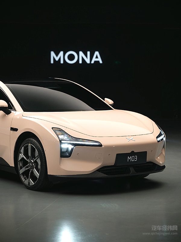 国产新能源轿车对决 小鹏MONA M03靠什么与秦L竞争？
