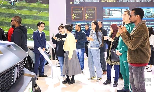 东风4款产品+2款自主动力亮相2023中国5G+工业互联网大会