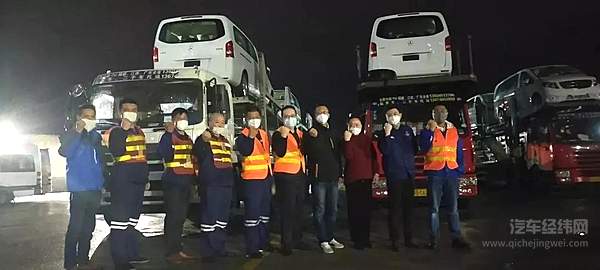 福建奔驰深夜发运负压救护车基型车
