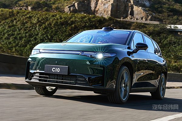 最低只要15.18万元 零跑C10能否挑战深蓝S7？