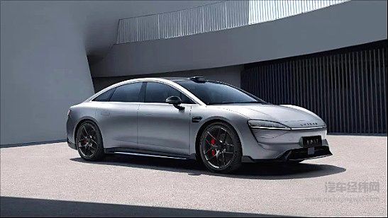 又一款华为系车型 智界S7与问界M7有何不同？