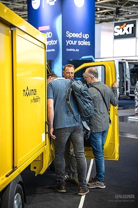上汽商用车登陆汉诺威 IAA 皮卡、重卡、无人车首秀亮出全品类商用车矩阵