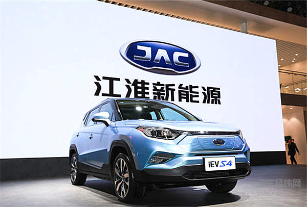电量高达66度 江淮iEVS4领新上市 售12.95-15.95万元