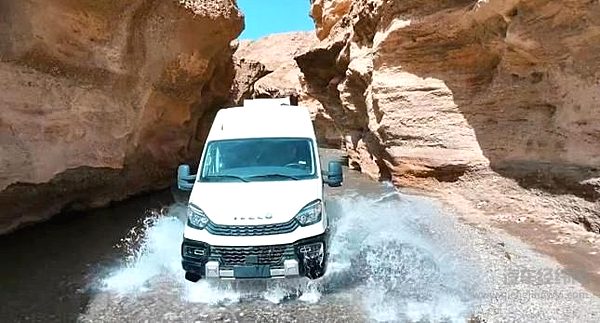 从荒漠到雪域 看依维柯欧霸·山海、欧霸·雷霆如何征服