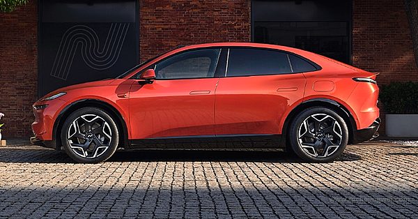 蔚来第二品牌首车亮相 乐道L60能否挑战海狮07 EV？