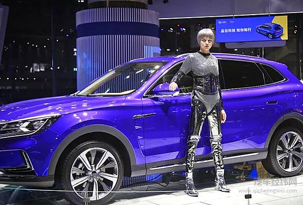 一个品牌一个姑娘，进来看你更钟意哪个？林肯这妹子稳了！