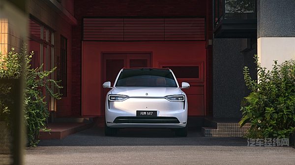 30万级高端SUV对决 问界M7与昊铂HL谁是30万级更优选？