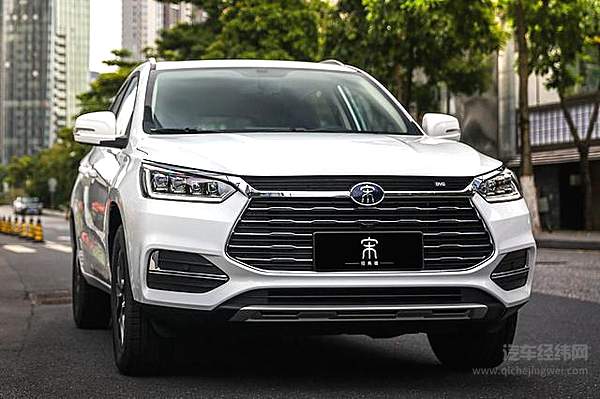 比亚迪宋复刻经典版  入门级SUV“神仙打架”