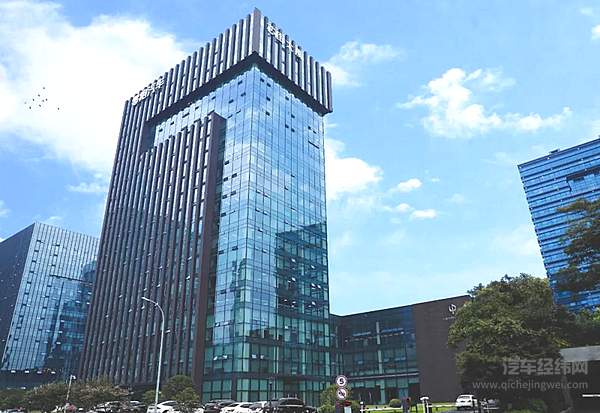 抢跑自动驾驶芯片赛道 零跑是不务正业​？