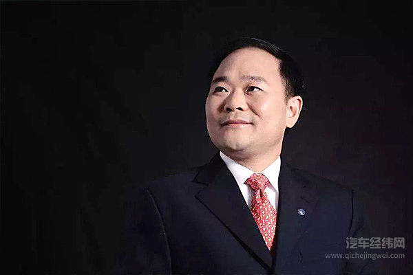 李斌来到十字路口