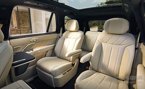 25万级新能源SUV 智己LS8与乐道L90你选哪一个？