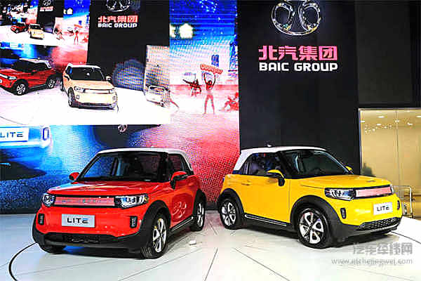 广州车展再现《战狼Ⅱ》同款越野车 北汽集团打造2017年度精品盛典