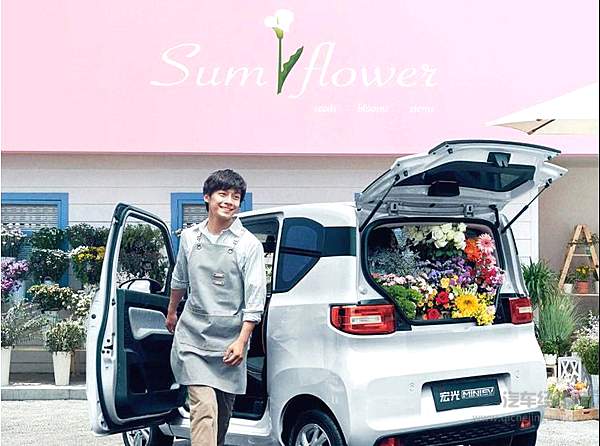 五菱终于造出了中国的K-car 摆脱无车生活的硬核神器！