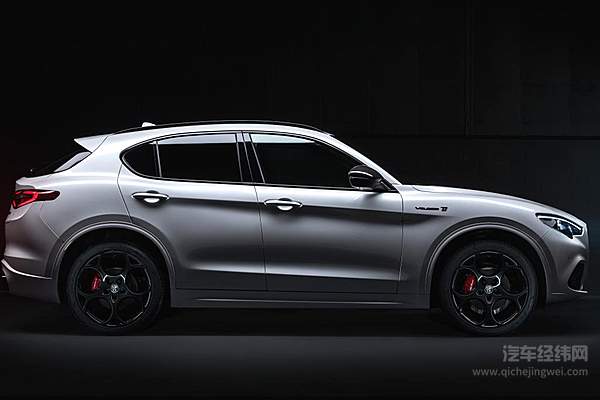 来自亚平宁的精神小伙 好看不火的阿尔法罗密欧Stelvio Veloce Ti