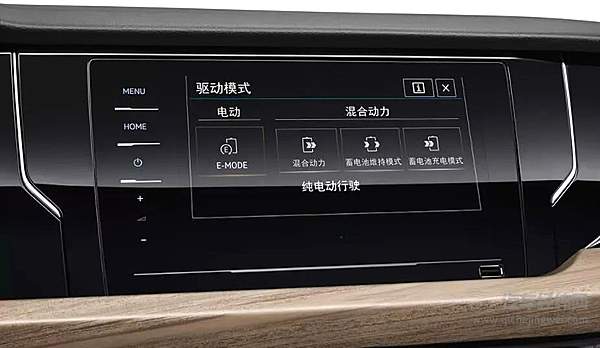 豪华品牌发力！宝马X4、沃尔沃S60车载互联都已更新