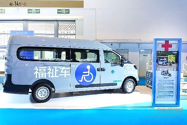 全场景覆盖“救·诊·治·疗·康·享”，上汽大通移动医疗全场景解决方案登陆CMEF医博会