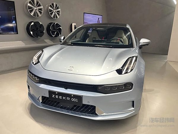 极氪001