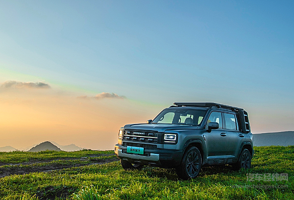 哈弗猛龙2026款PHEV 15.38万起硬派与智能兼具玩转“城野通吃”