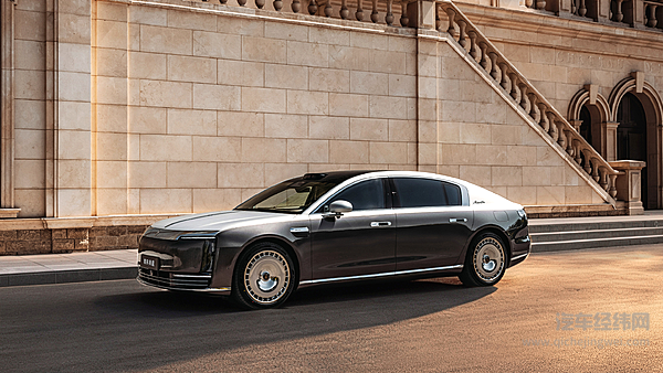 尊界S800 Grand Design 典藏大观上市 138.8万的中式旗舰有多能打？