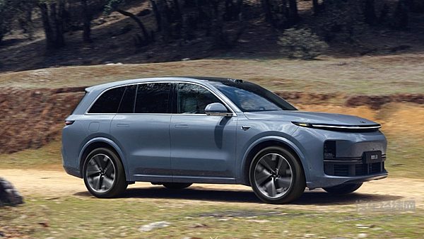 理想 L 系列公布双线产品矩阵 旗舰与高端 SUV 并行