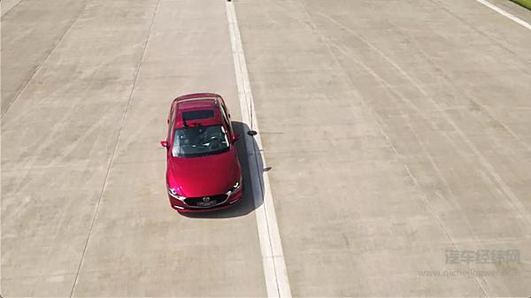 次世代MAZDA3 昂克赛拉创吉尼斯记录 以极限操控演绎了终极版的“人马一体”