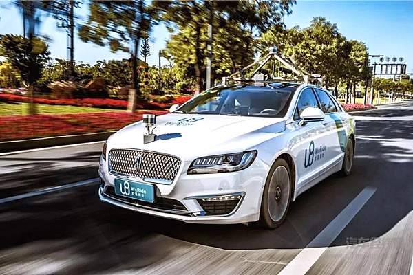 自动驾驶落地锁定Robotaxi 无人驾驶时代真的来了？